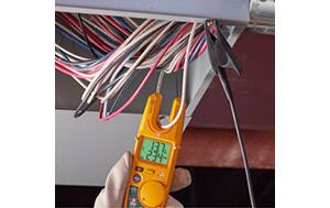 Image of New Product Discovery: Fluke Electronics Test Meter T6-600