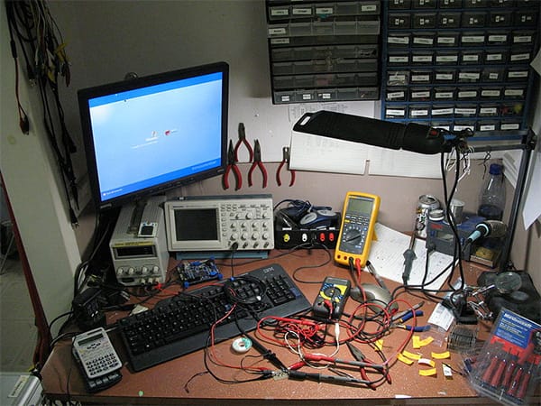 Image of Even Einstein Can be Wrong: Use a Rack to Keep Your Workbench Tidy and Your Project on Schedule
