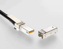 TE 微型 SFP+ 连接器和电缆组件